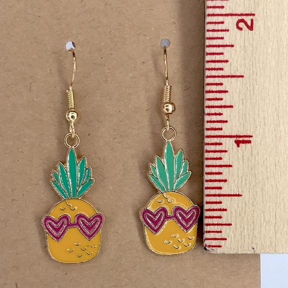 18k Gold Plated Hook Pineapple Dangle Earrings - Picture 2 of 2